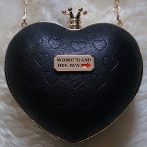 Call it Spring X Disney Alice in Wonderland clutch